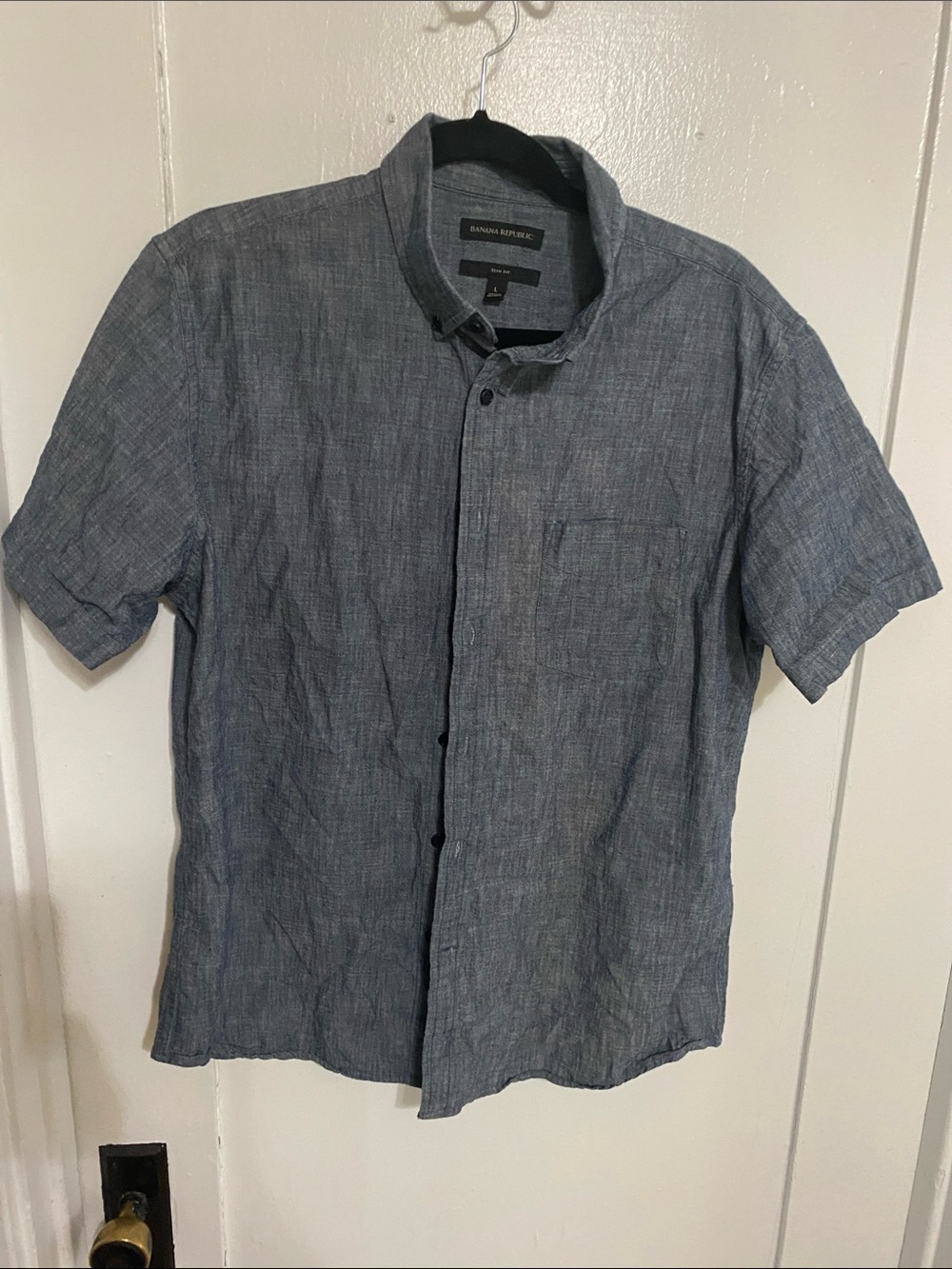 Banana Republic Short-Sleeve Button-Down Shirt in Heathered Blue